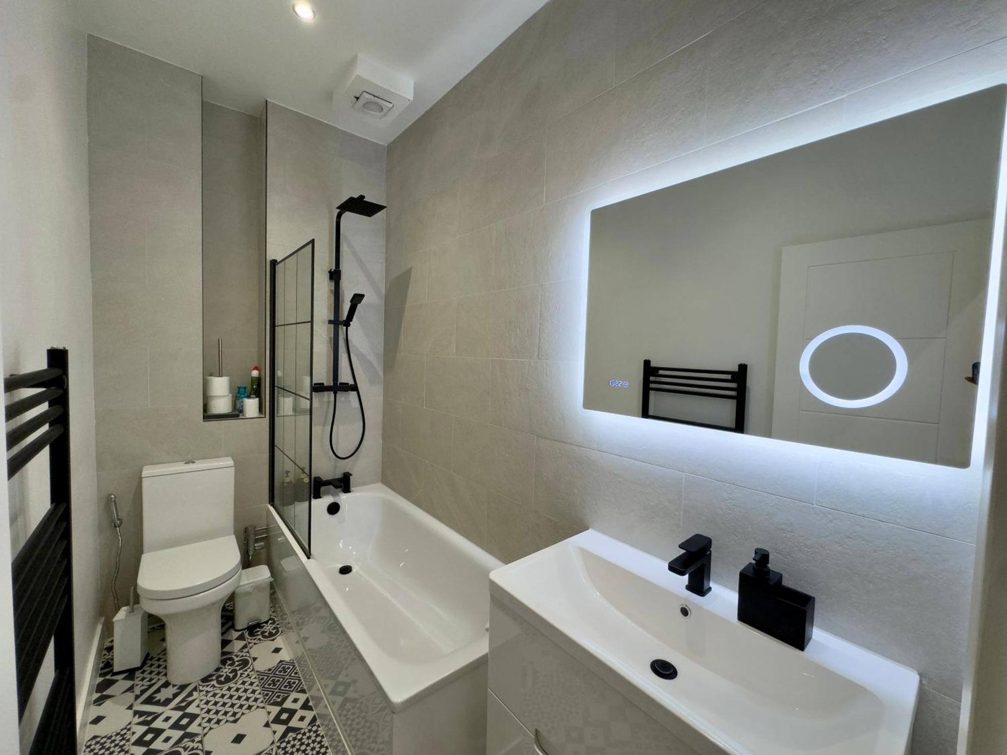 Cosy Modern Home Euston Fitzrovia Лондон Екстериор снимка
